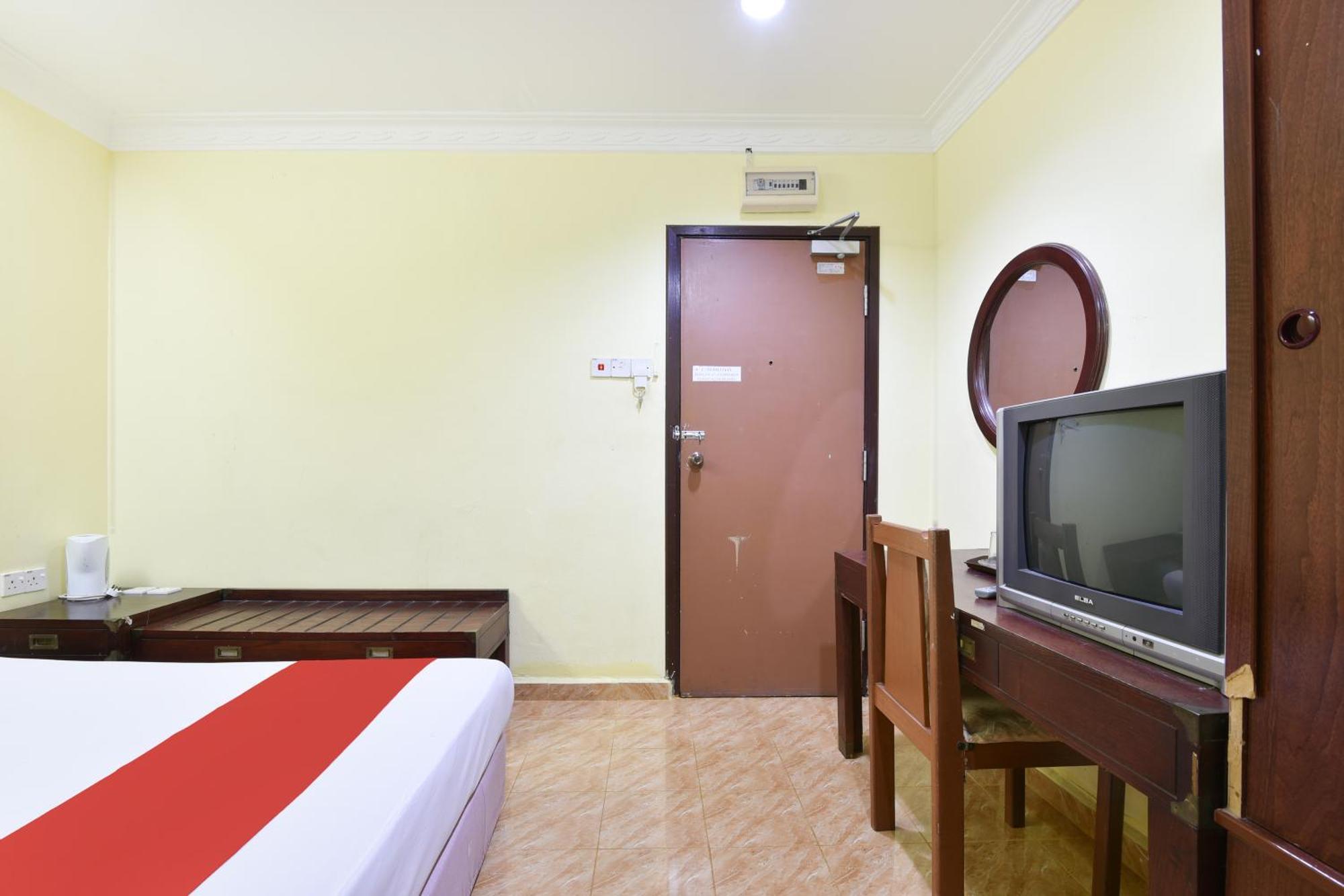 Hotel O Kota Bharu Near War Museum Formerly Azam Hotel Екстер'єр фото