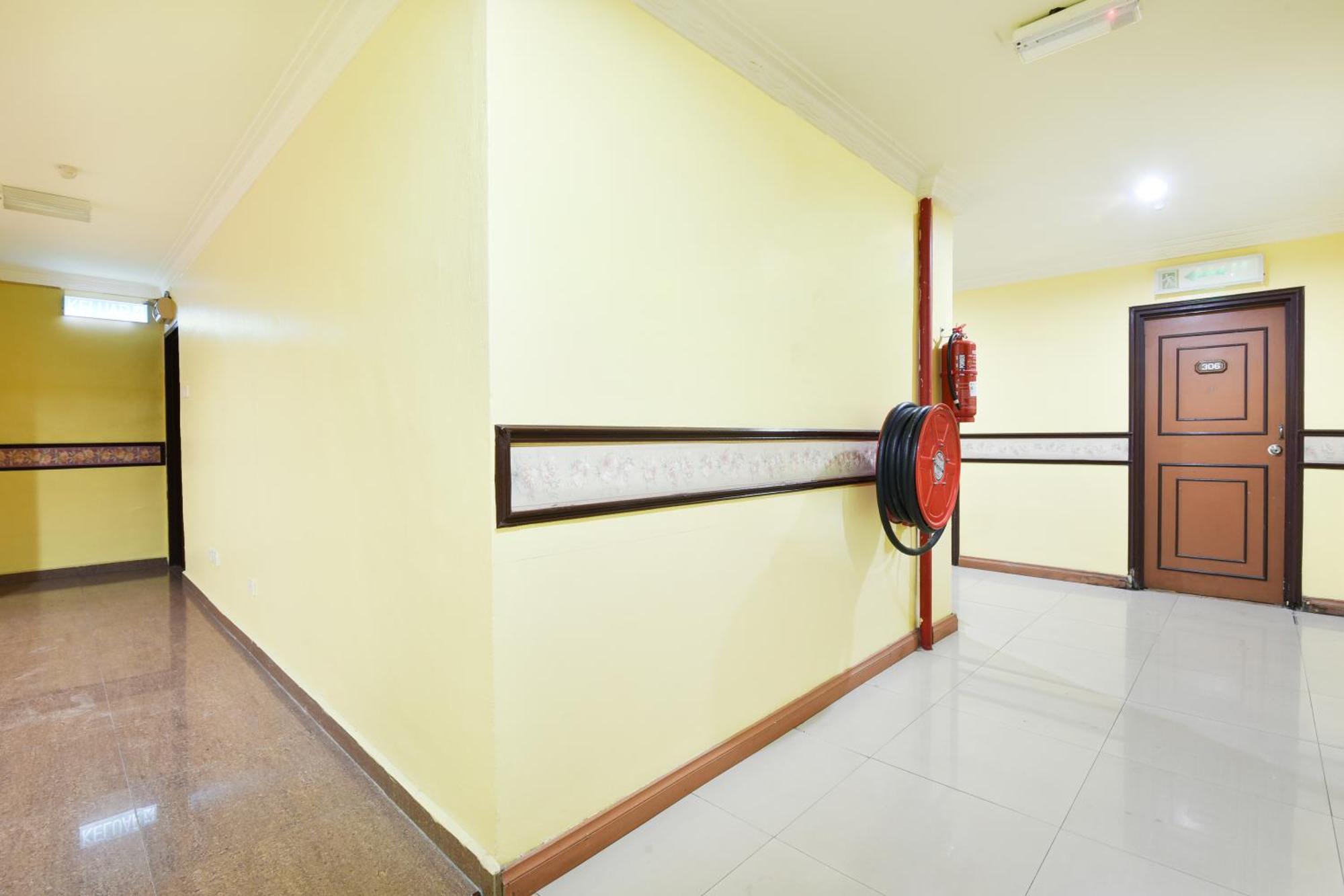 Hotel O Kota Bharu Near War Museum Formerly Azam Hotel Екстер'єр фото
